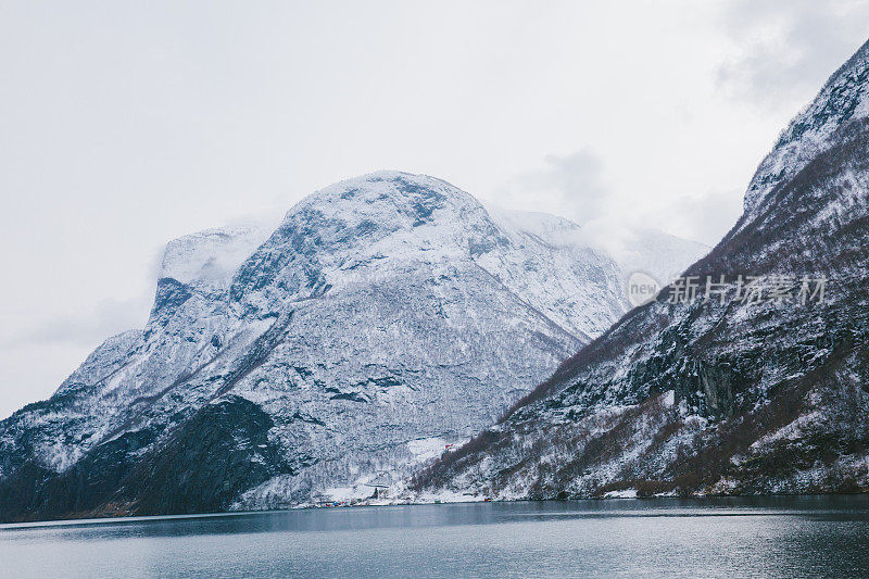 挪威冬季的n øyfjord